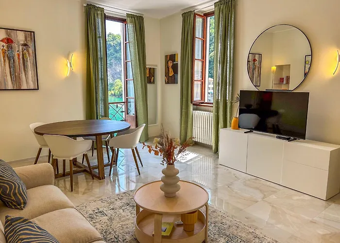 Casa Giulia * Dongo